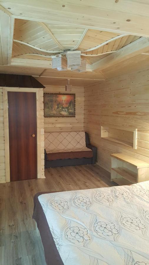 Садиба Гуцулка Ксеня Yaremche Exterior photo